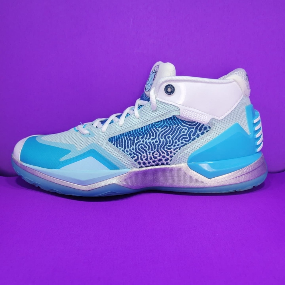 New Balance Kawhi 'Christmas'